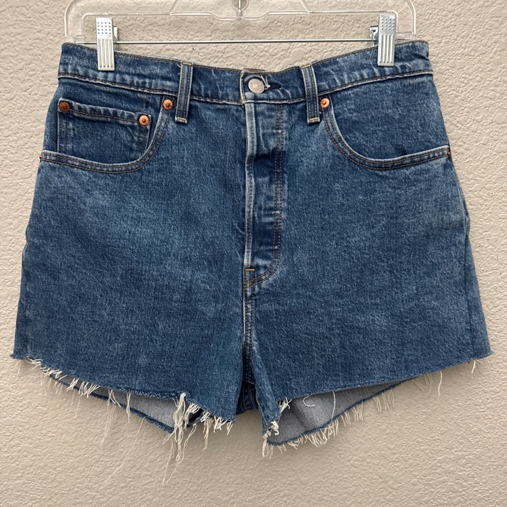 Levi's Premium Ribcage Jean Cutoff Shorts Button Fly Medium Wash Denim Size 30